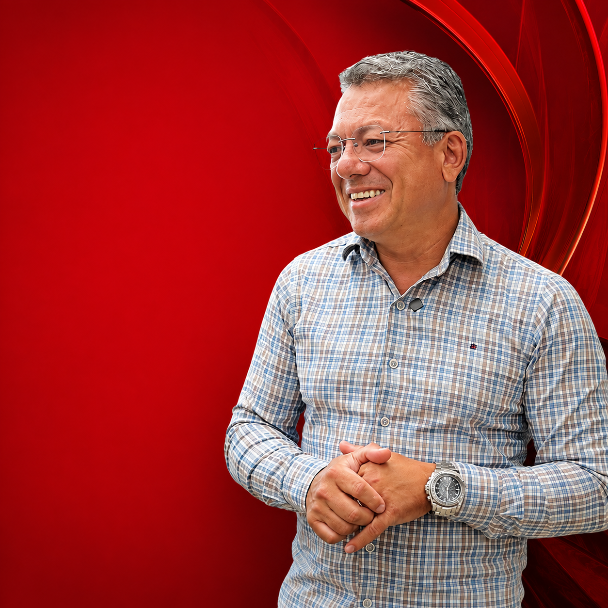 Fundador da MTF apresentando a história da empresa
